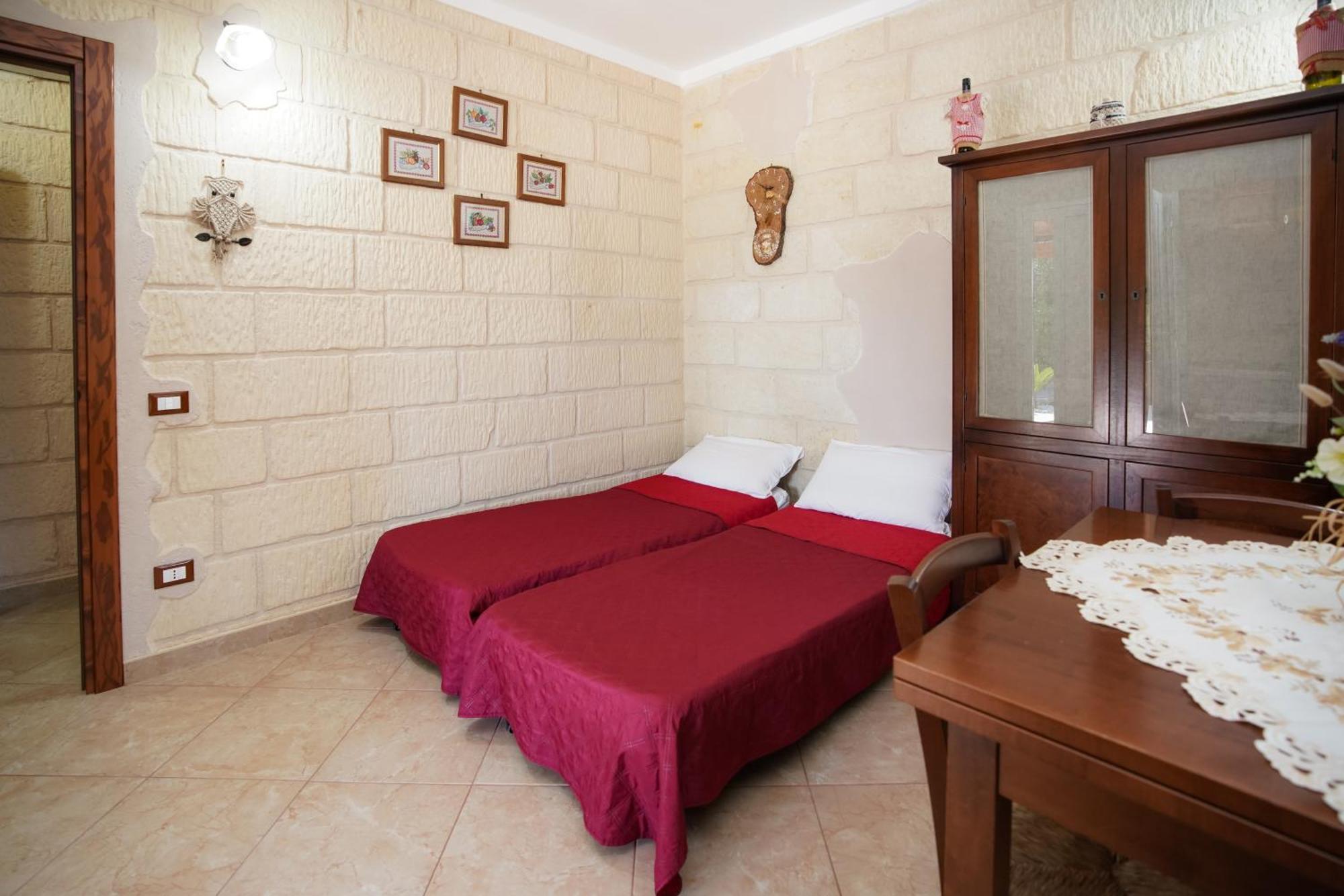 Casa Vacanza Assunta เมเลนดูญโญ ภายนอก รูปภาพ
